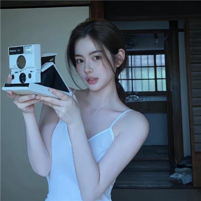 不再沉默的女孩